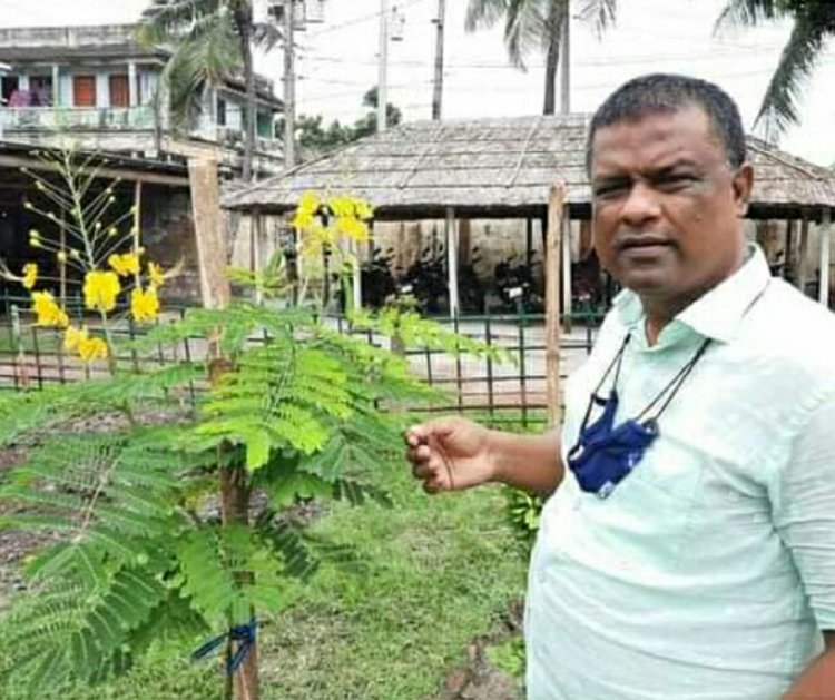 ওসি’র চেষ্টায় পাইকগাছা থানা চত্বরে ফুল ও ফলের বাগান