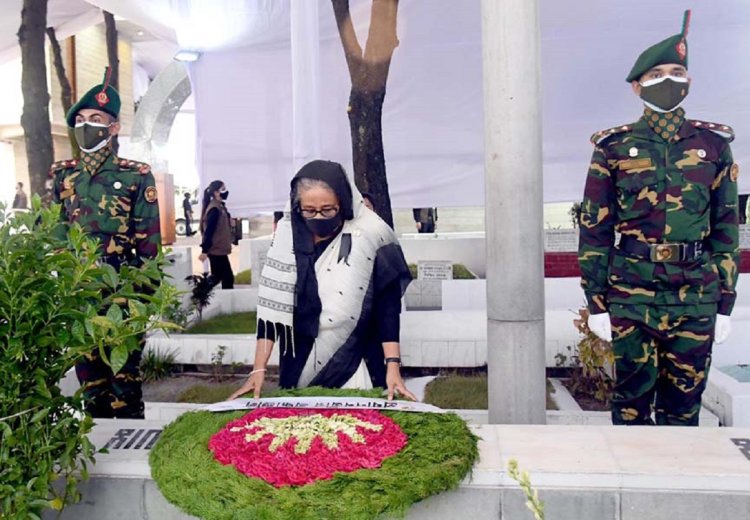 PM pays homage to Bangabandhu on his 46th martyrdom anniversary