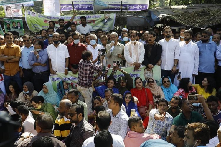 ফখরুল : পকেটমার সরকার পরপর দুবার পকেট কাটলো