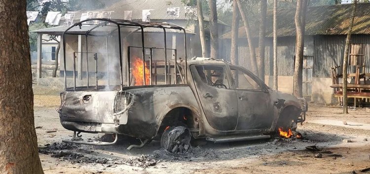 ভোটের মাঠে ব্যাপক সহিংসতা–রক্তক্ষয়। নিহত ১০।